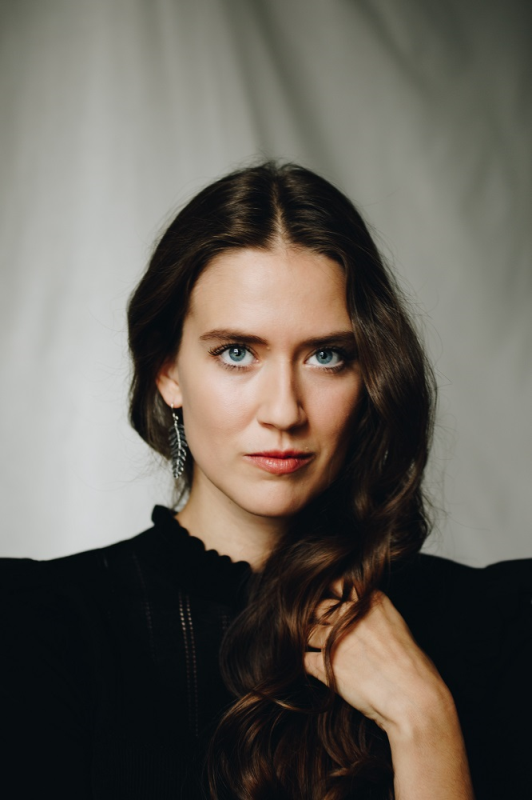 File:Kalmet, Maria Teresa (foto Ekvilibrist, erakogu).jpg